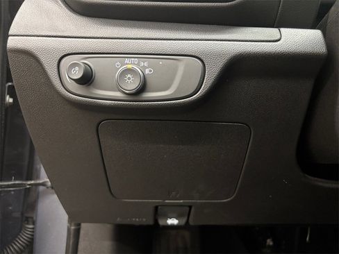 Used 2023 Chevrolet Bolt EUV LT w/ Convenience Package image 26