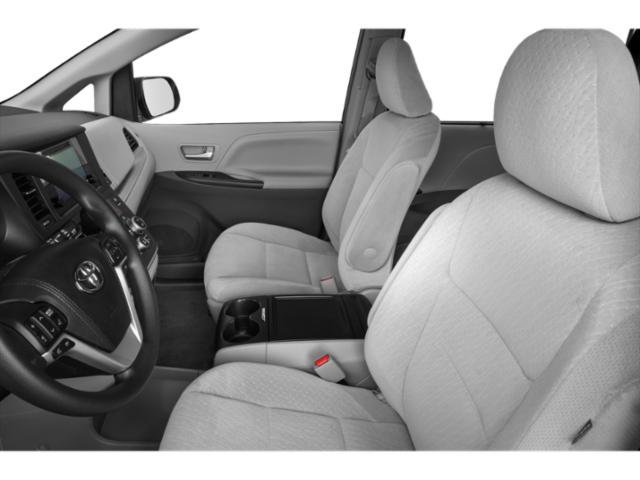 Used 2015 Toyota Sienna LE FWD image 9
