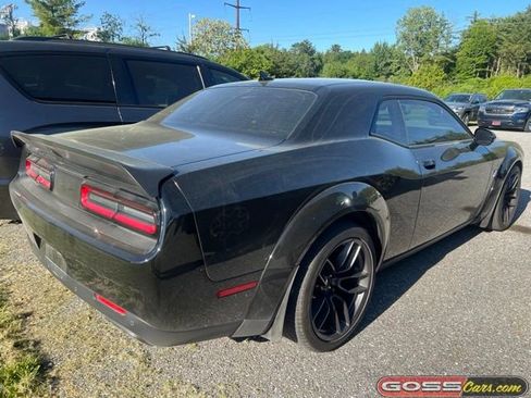 Used 2019 Dodge Challenger R/T Scat Pack RWD image 3