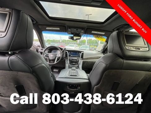 Used 2016 Cadillac Escalade Platinum AWD/4WD image 17