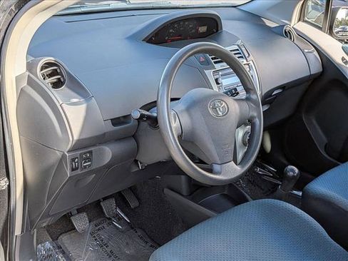 Used 2008 Toyota Yaris 2-Door Hatchback FWD image 10