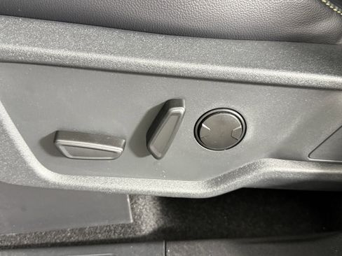 New 2025 Ford Bronco Badlands image 19