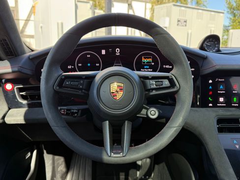 Certified 2025 Porsche Taycan GTS image 14