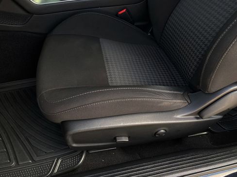 Used 2022 Dodge Challenger R/T image 12