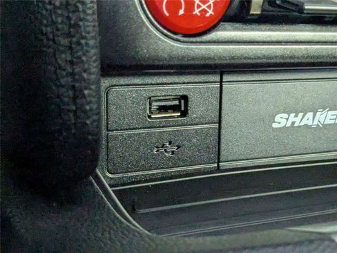 Used 2017 Ford Mustang Shelby GT350 RWD image 32