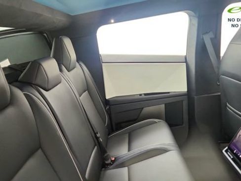Used 2024 Tesla Cybertruck Cyberbeast AWD/4WD image 22