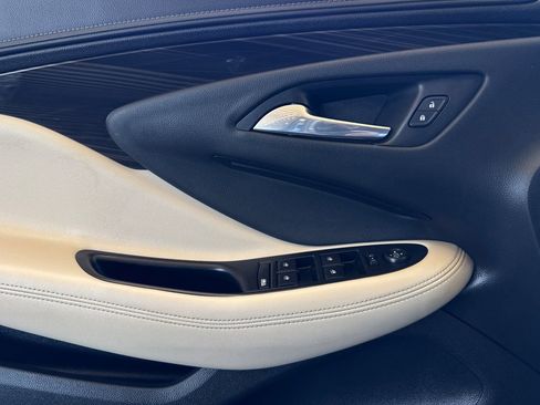 Used 2019 Buick Envision Preferred FWD image 11