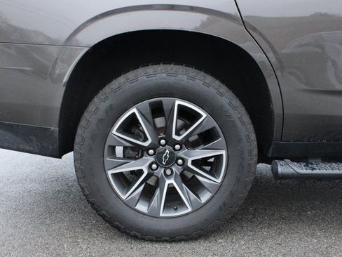 Used 2021 Chevrolet Tahoe Z71 image 38