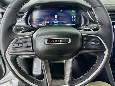 Used 2024 Jeep Grand Cherokee Limited 4xe AWD/4WD image 23