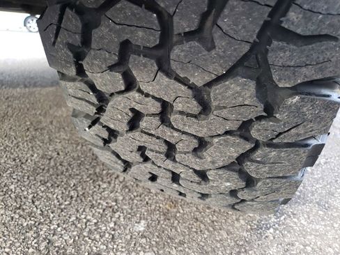 Used 2017 RAM 1500 Express w/ Black Ram 1500 Express Group image 36