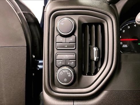 Used 2025 Chevrolet Silverado 2500 Custom w/ Custom Convenience Package AWD/4WD image 38