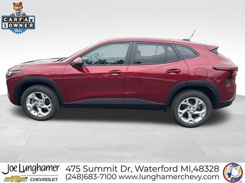 Used 2024 Chevrolet Trax LS w/ LS Convenience Package FWD image 7