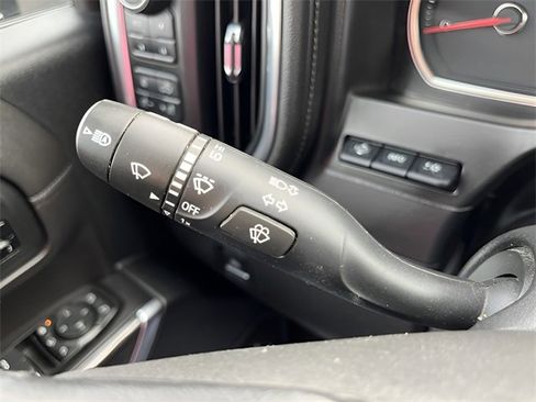 Used 2020 Chevrolet Silverado 2500 LTZ w/ LTZ Premium Package image 17