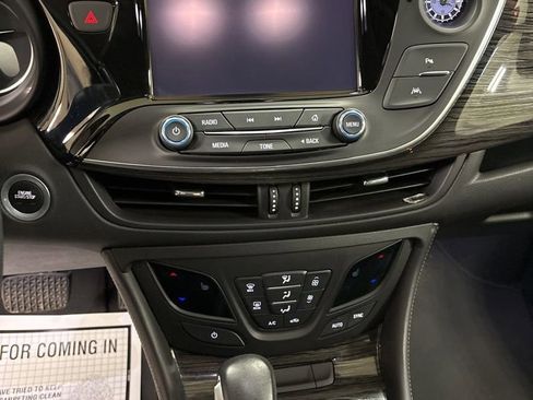 Used 2018 Buick Envision Premium AWD/4WD image 12