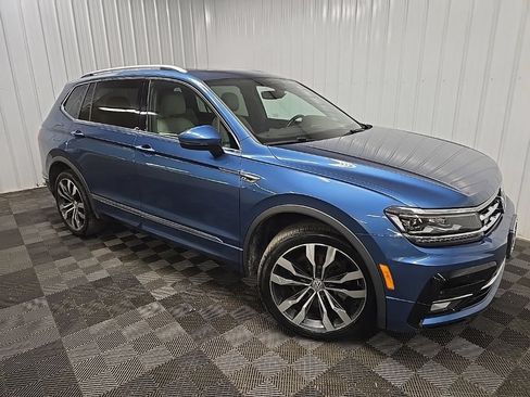 Used 2020 Volkswagen Tiguan SEL Premium R-Line w/ 3rd Row Seat Package AWD/4WD image 7