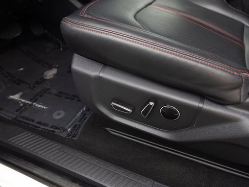 Used 2024 Ford Expedition Max Limited image 13