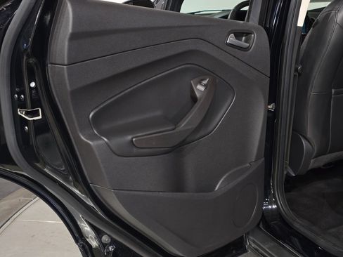 Used 2018 Ford Escape SEL image 41