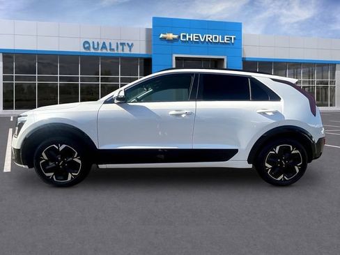 Used 2024 Kia Niro Wind FWD image 4
