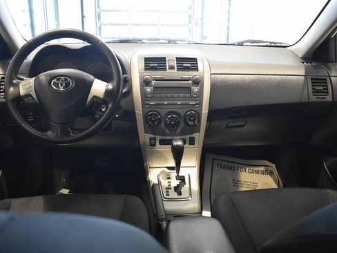 Used 2010 Toyota Corolla S image 10