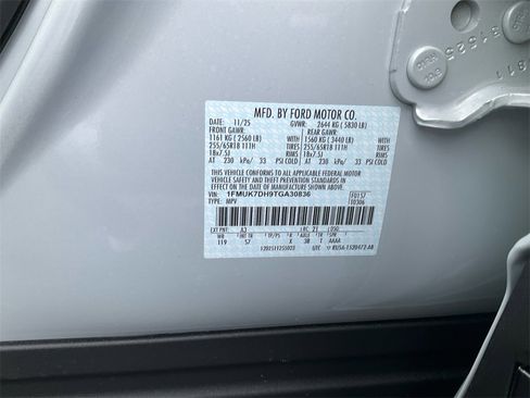 New 2026 Ford Explorer Active w/ Active Comfort Package image 18