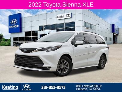Used 2022 Toyota Sienna XLE