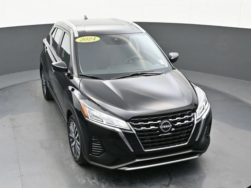 Used 2024 Nissan Kicks SV image 49
