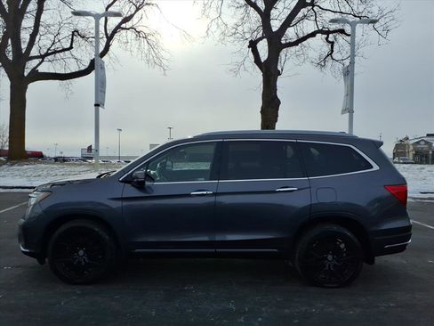 Used 2019 Honda Pilot Touring image 4