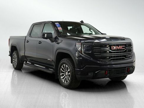 Used 2022 GMC Sierra 1500 AT4 image 8