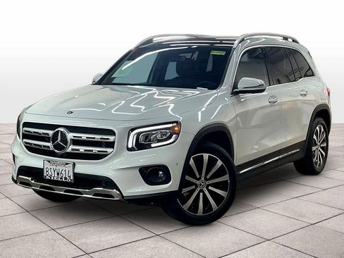 Used 2020 Mercedes-Benz GLB 250 4MATIC image 1