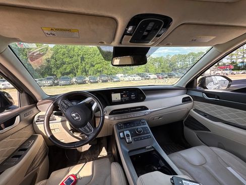 Used 2020 Hyundai Palisade Limited FWD image 12