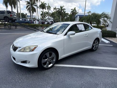 Used 2010 Lexus IS 350C RWD image 4