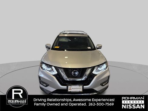 Used 2020 Nissan Rogue SL w/ Premium Package AWD/4WD image 10