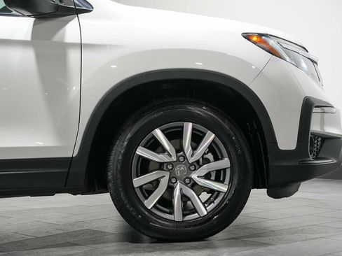 Used 2021 Honda Pilot EX image 9