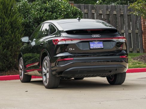 Certified 2023 Audi Q4 e-tron Prestige w/ Black Optic Package AWD/4WD image 4