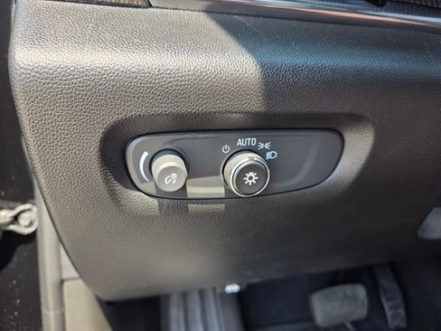 Certified 2023 Chevrolet Traverse Premier w/ Redline Edition image 25