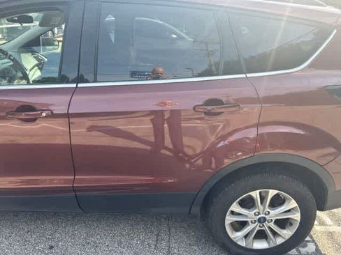 Used 2018 Ford Escape SE AWD/4WD image 17