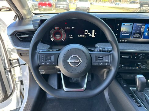 New 2026 Nissan Kicks SV FWD image 21