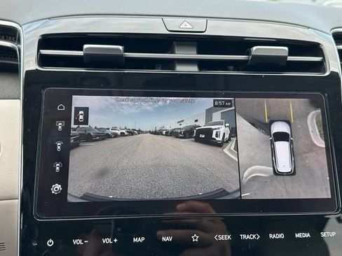 Used 2023 Hyundai Tucson Limited AWD/4WD image 28