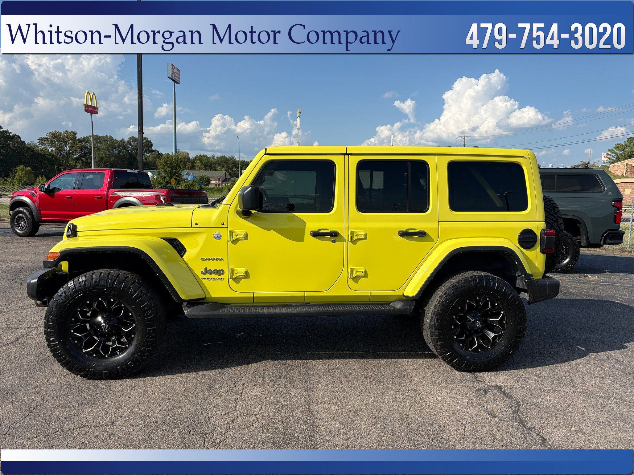 Used 2022 Jeep Wrangler Unlimited Sahara w/ LED Lighting Group AWD/4WD image 8