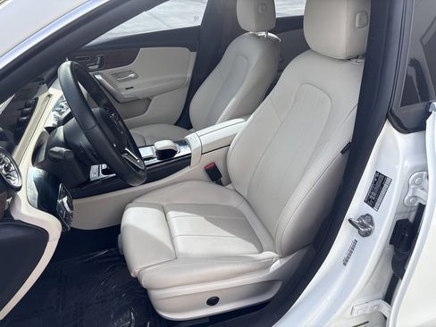 Used 2022 Mercedes-Benz CLA 250 image 21