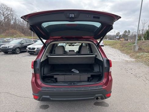 Used 2023 Subaru Forester Premium image 11