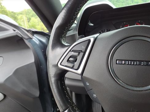 Used 2021 Chevrolet Camaro LT RWD image 17