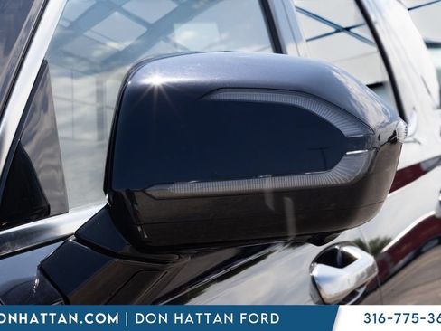 Used 2024 Hyundai Palisade Calligraphy AWD/4WD image 25