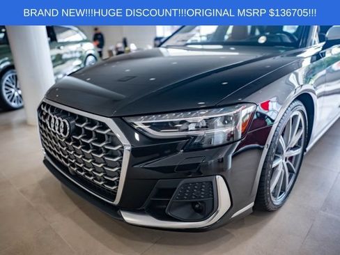 Used 2025 Audi S8 AWD/4WD image 9