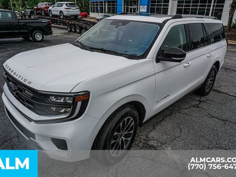 Used 2025 Ford Expedition Max Platinum AWD/4WD image 19