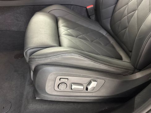 Used 2026 BMW X5 sDrive40i w/ M Sport Package RWD image 14