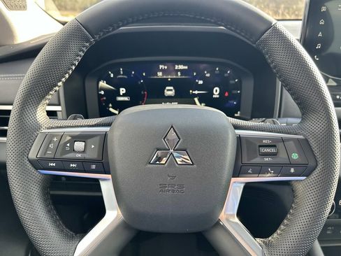 New 2026 Mitsubishi Outlander SE FWD image 32