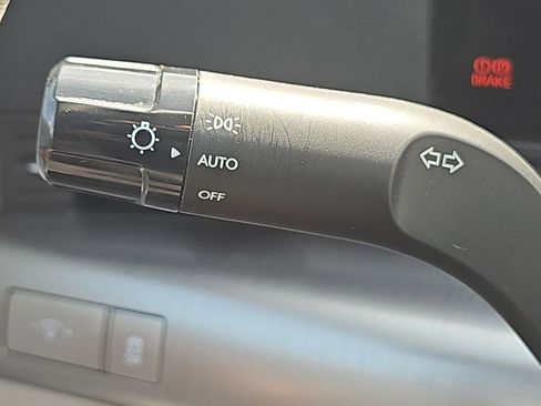 Used 2024 Hyundai Kona SE FWD image 30
