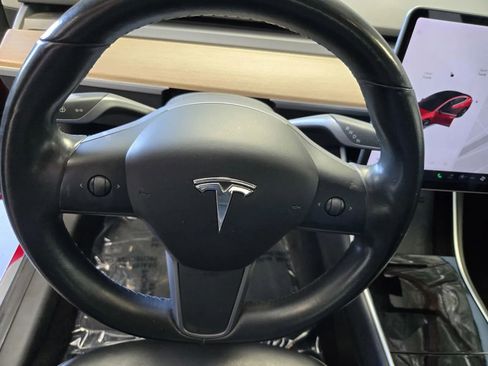 Used 2018 Tesla Model 3 Long Range RWD image 15