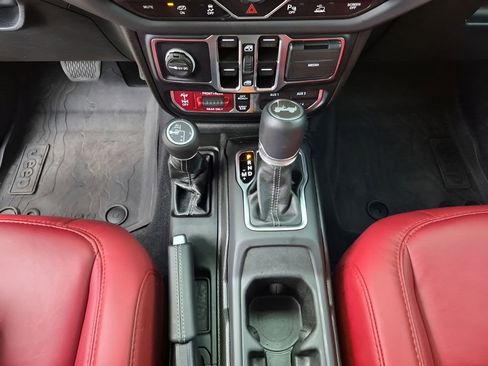 Used 2024 Jeep Wrangler Unlimited Rubicon 392 AWD/4WD image 40